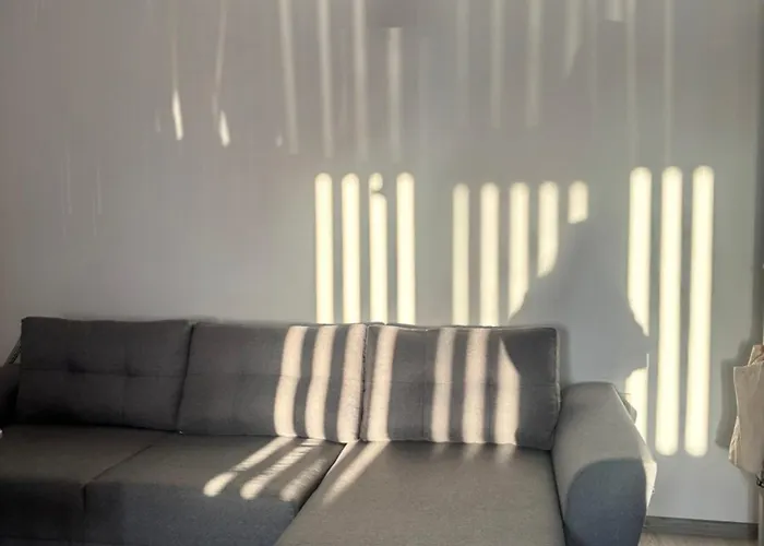 Cozy Nest Apartment *